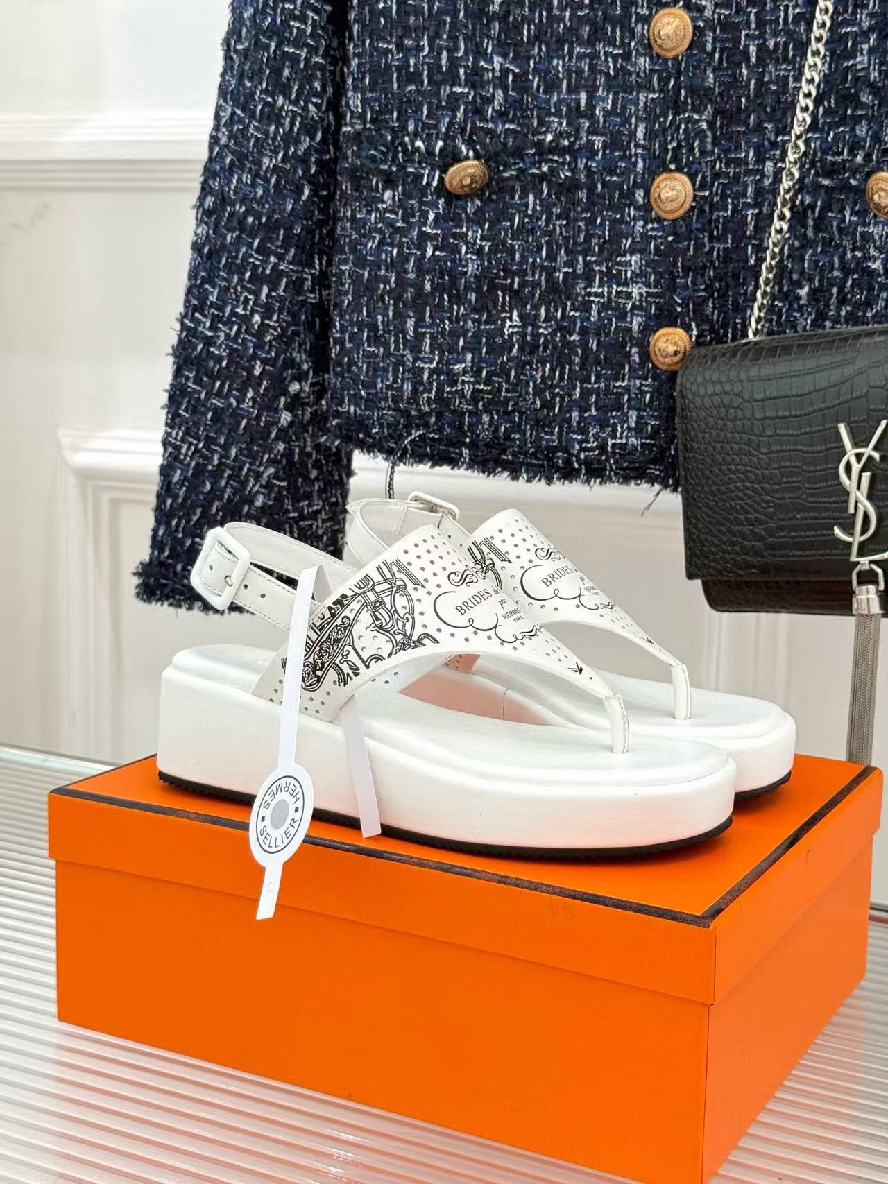 HERME5高品質プラットフォームサンダル【50％割引+送料無料】