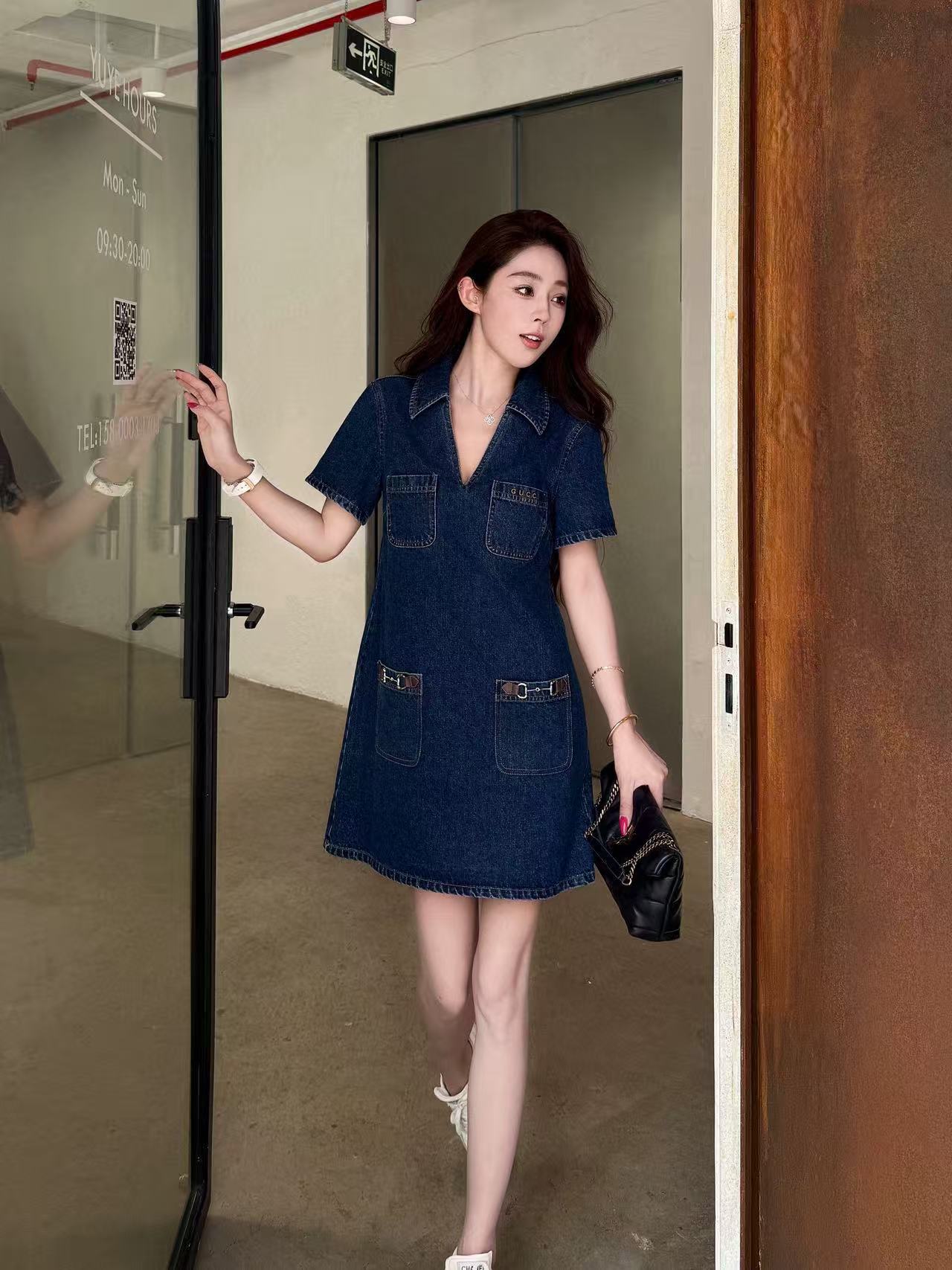 GUCC1 4ポケット Vネック デニムドレス【50％割引+送料無料】