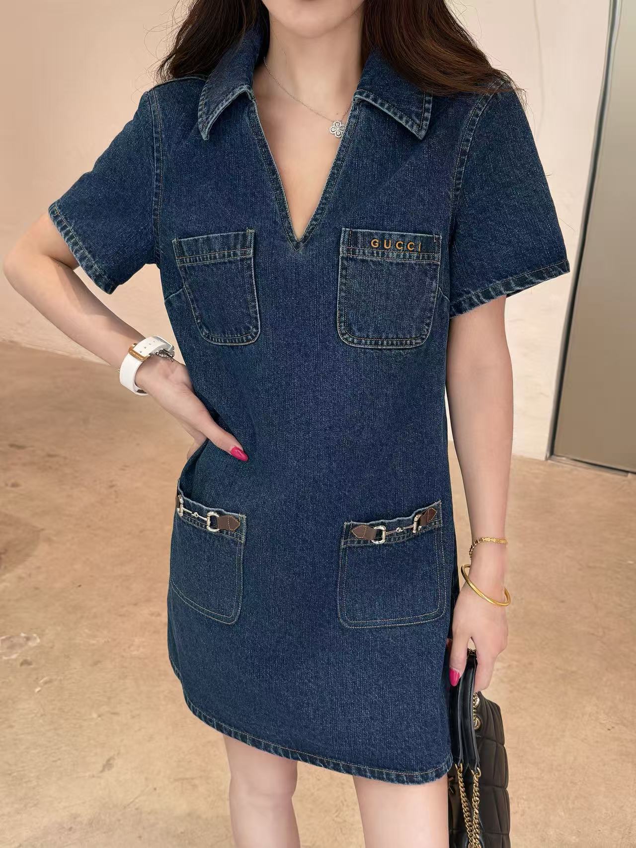 GUCC1 4ポケット Vネック デニムドレス【50％割引+送料無料】