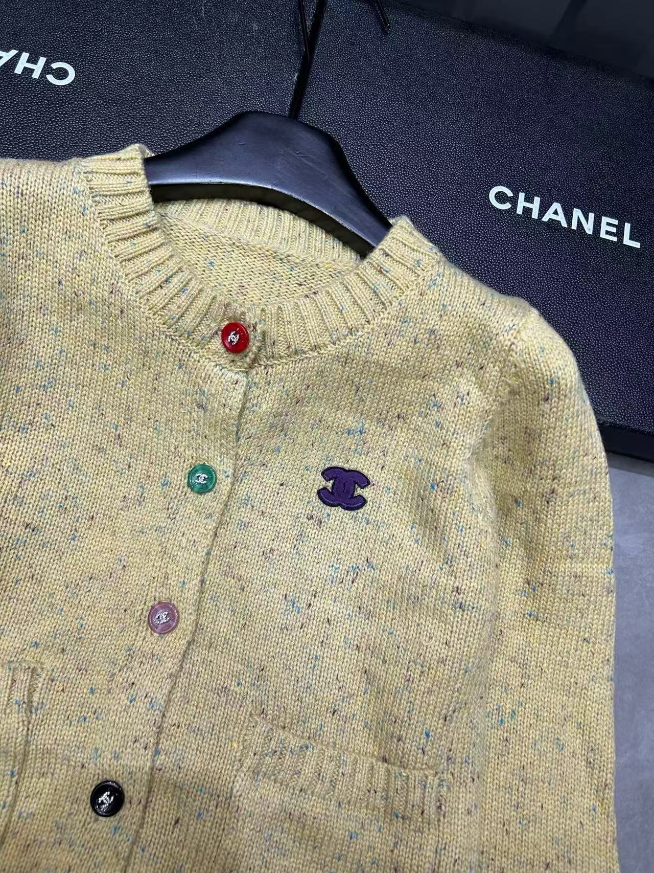 CHANE1 カラフルボタンウールカーディガン【50％割引+送料無料】