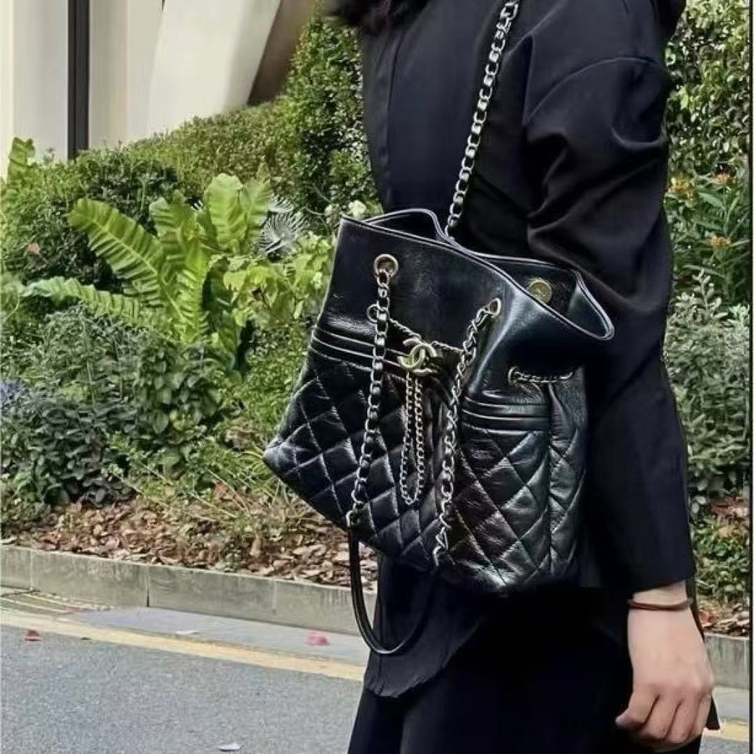 CHANE1 ドローストリングショルダーバッグ【50％割引+送料無料】