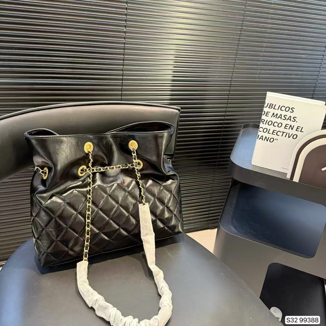 CHANE1 ドローストリングショルダーバッグ【50％割引+送料無料】