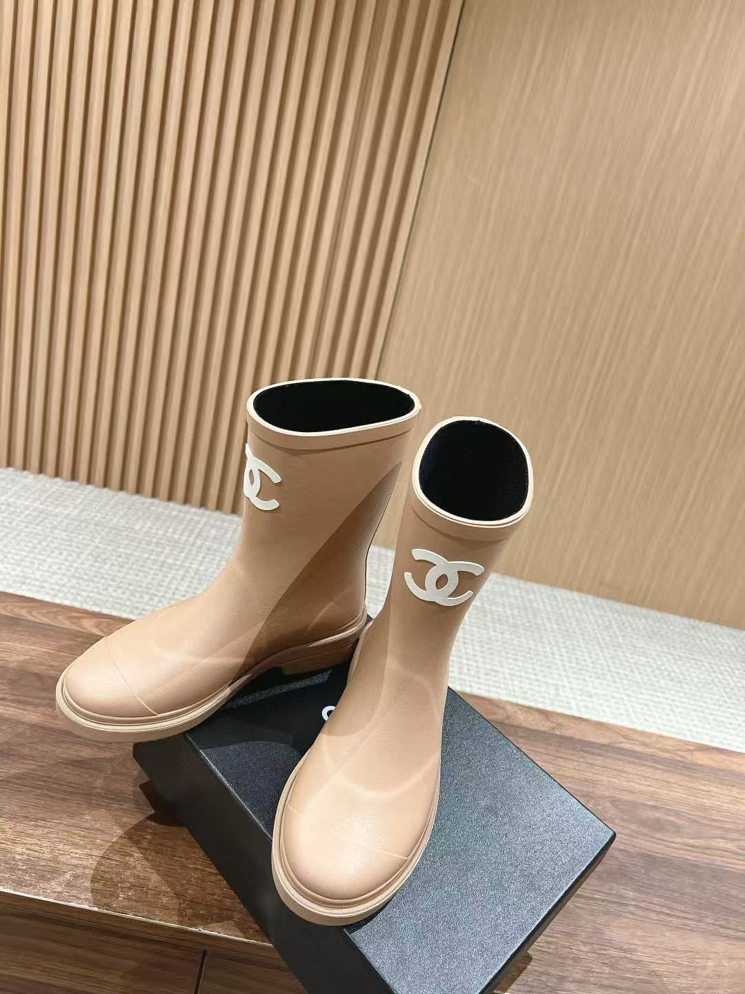 CHANE1 高品質ダブルCレインブーツ【50％割引+送料無料】