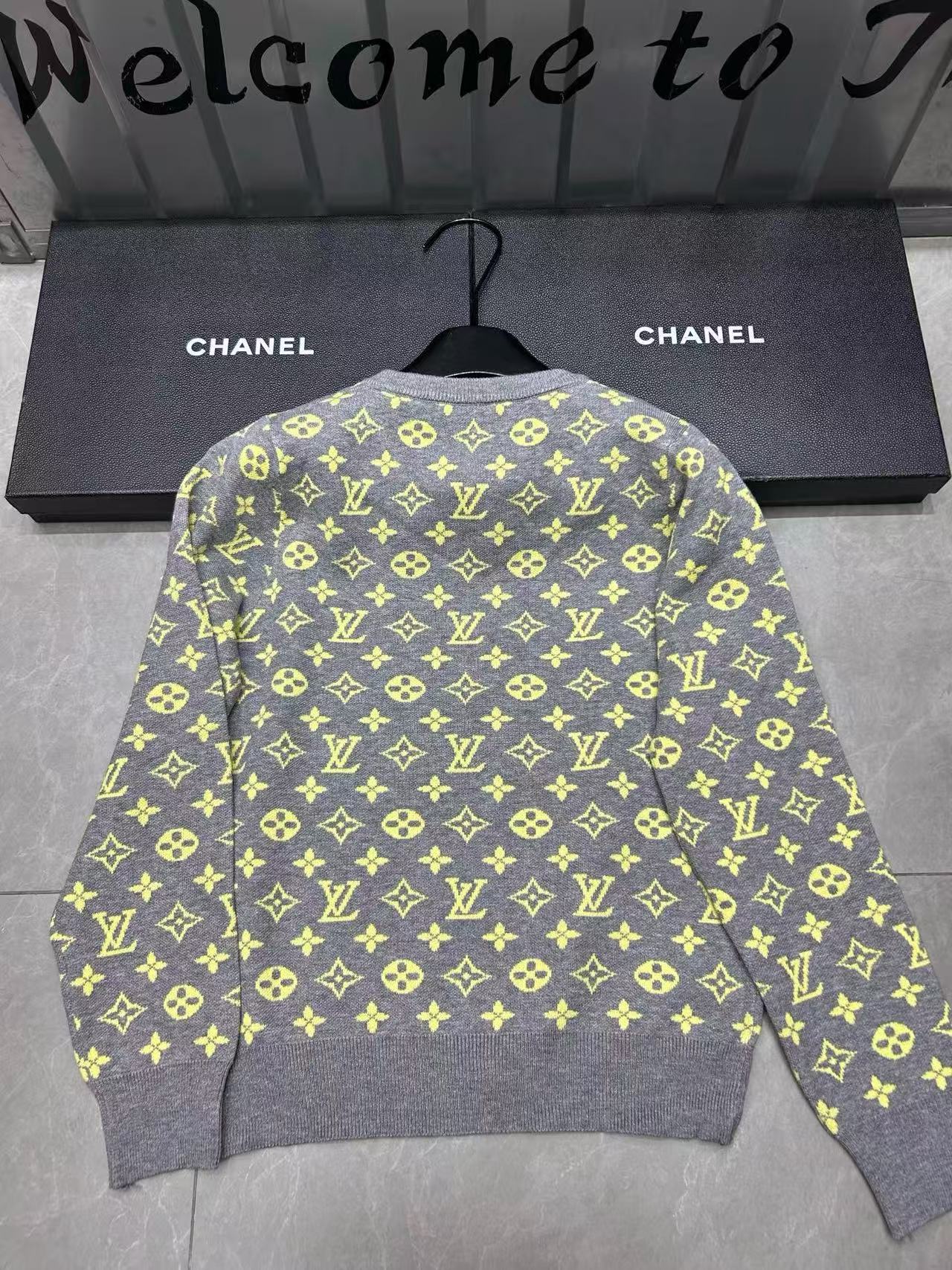 LVプリントウールセーター【50％割引+送料無料】