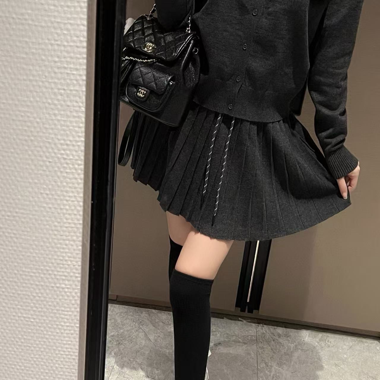 M1UM1U ウールカーディガン+スカート ツーピースセット【50％割引+送料無料】