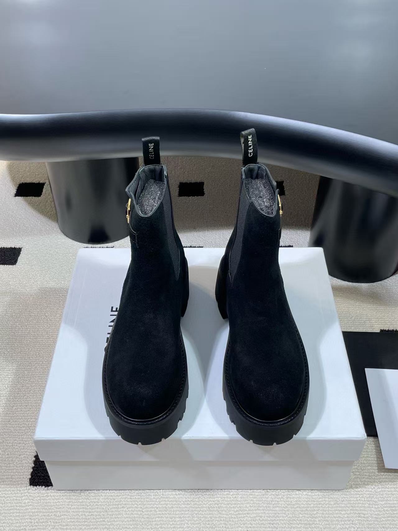 CEL1NE 高品質ディアスキンの秋冬用マーティンブーツ【50%割引+送料無料】