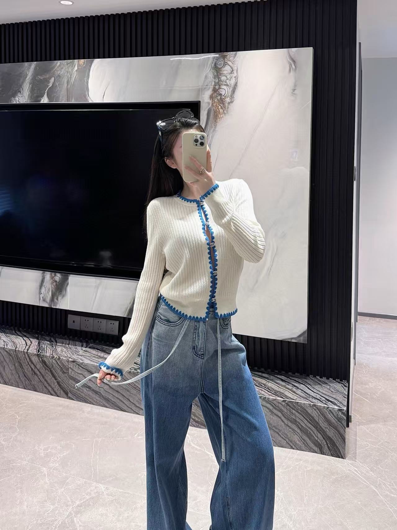 CHANE1 ダブルCボタンウールカーディガン【50％割引+送料無料】