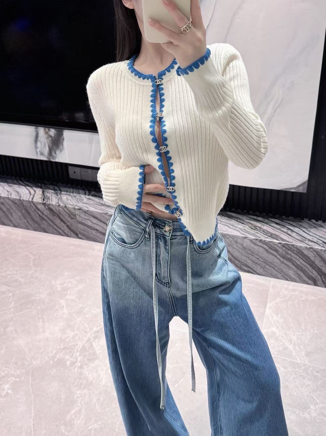 CHANE1 ダブルCボタンウールカーディガン【50％割引+送料無料】