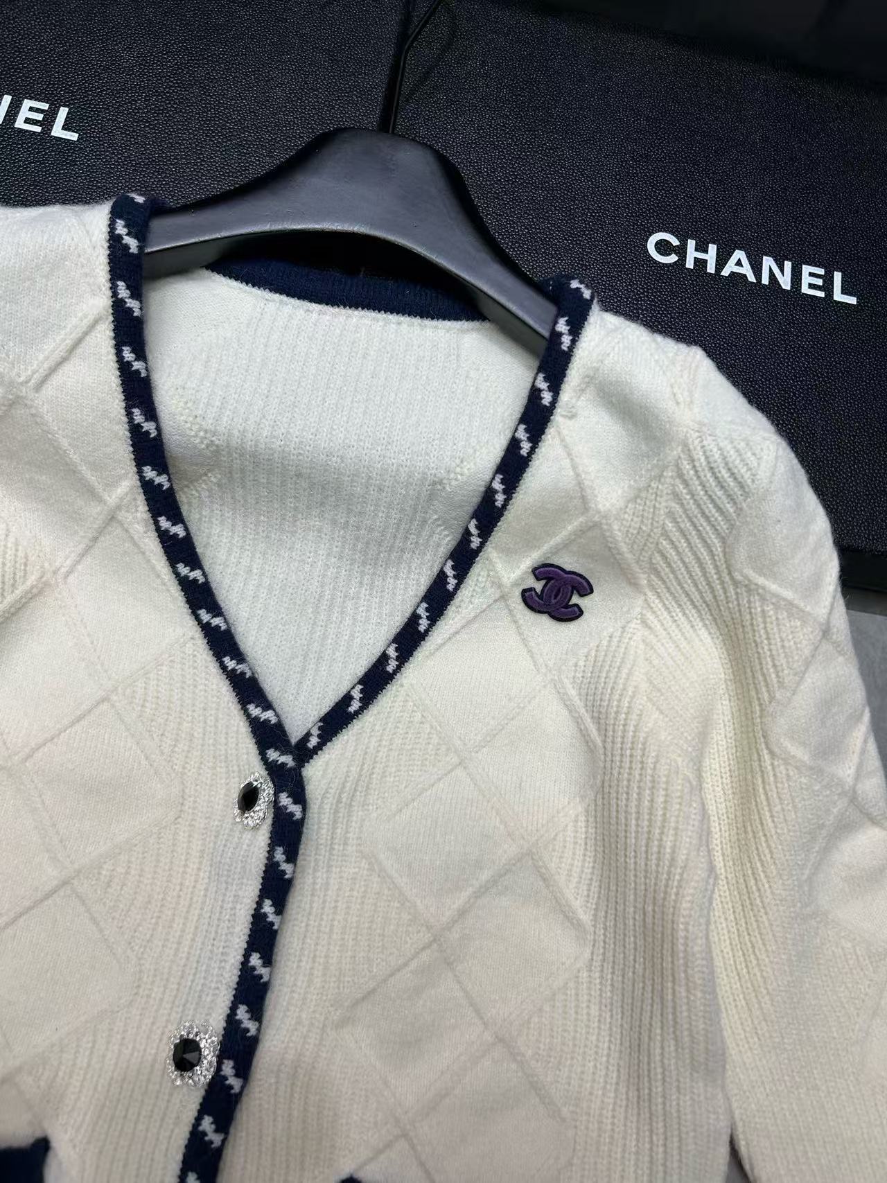 CHANE1 Vネックウールポケットカーディガン【50％割引+送料無料】