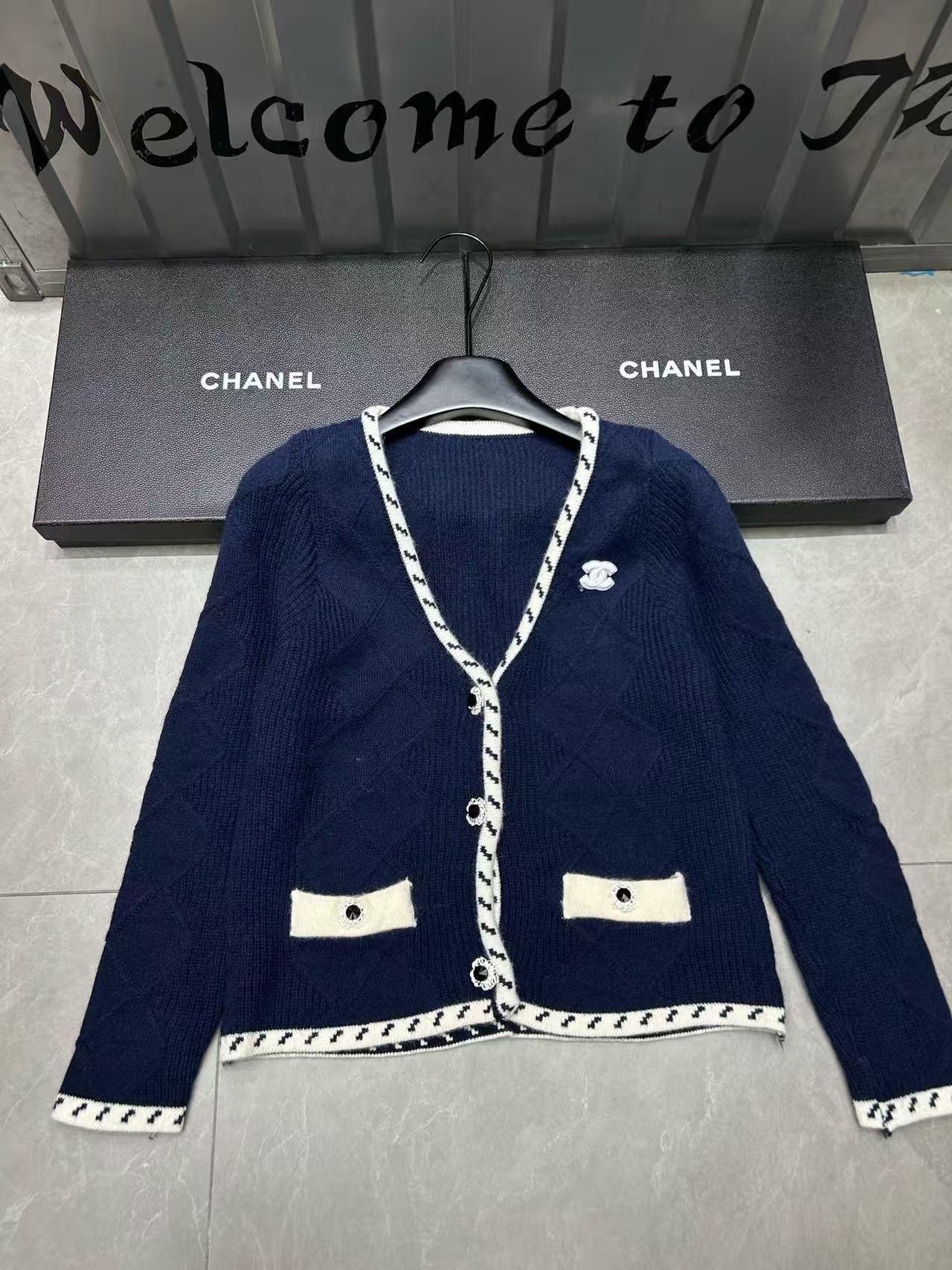 CHANE1 Vネックウールポケットカーディガン【50％割引+送料無料】