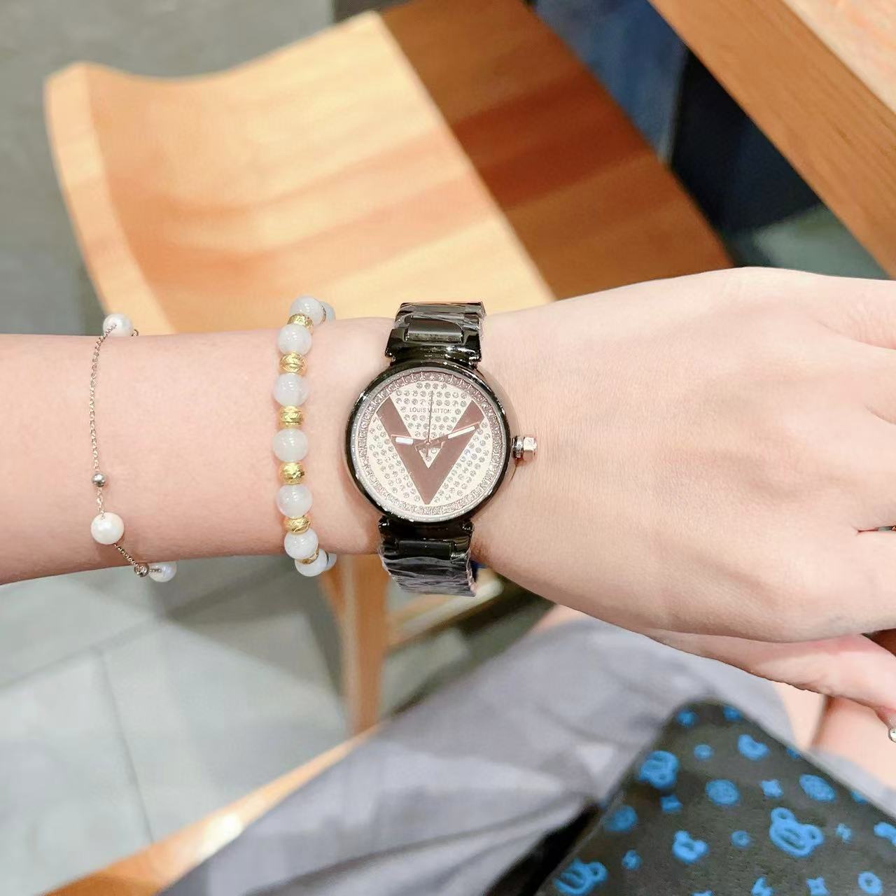 LV スチールストラップ V レディースウォッチ【50％割引+送料無料】