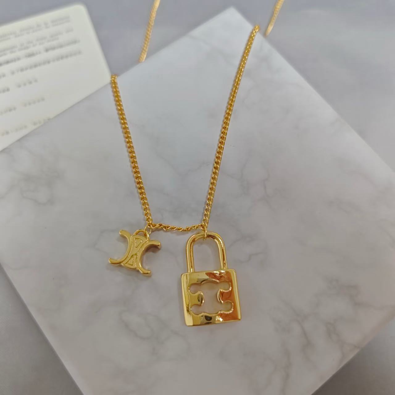 CEL1NE 凱旋門中空ネックレス【50%割引+送料無料】