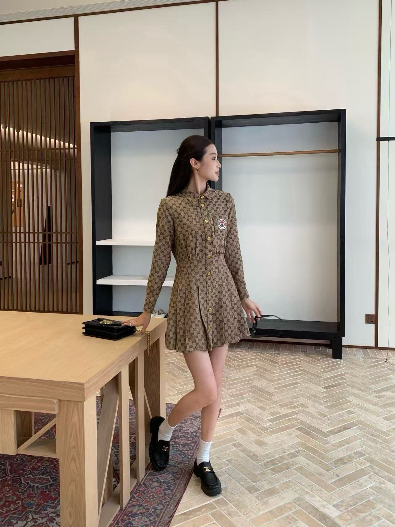 GUCC1 ジャカードラペル ロングスリーブ ドレス【50％割引+送料無料】