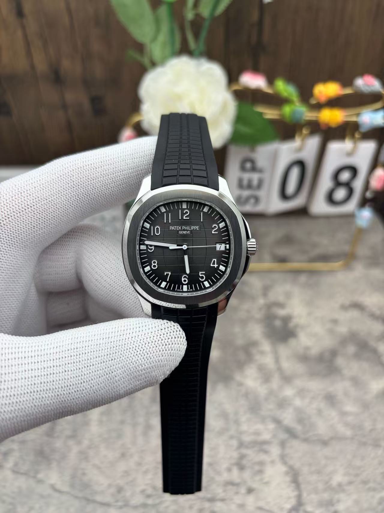 PATEK PH1LIPPEブラックダイヤルのグレネードレディースウォッチ【50％割引+送料無料】
