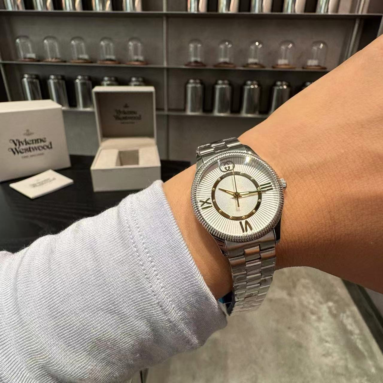 GUCC1 G-timelessleE女性用スチールストラップウォッチ【50％割引+送料無料】【50％割引+送料無料】