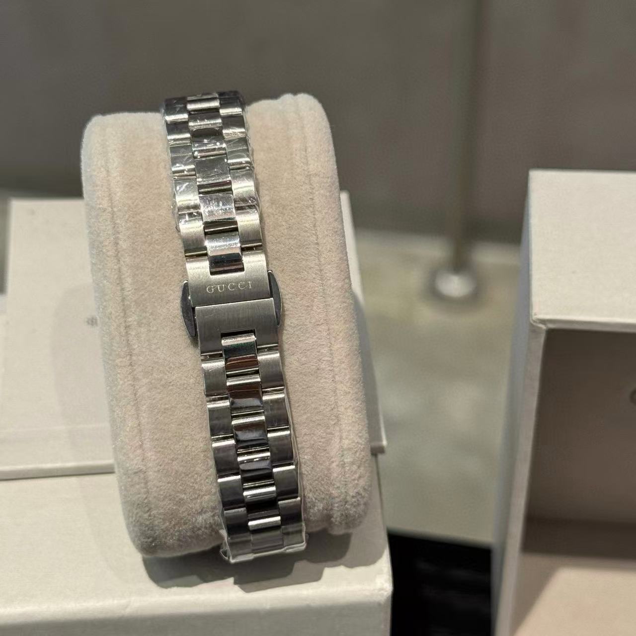 GUCC1 G-timelessleE女性用スチールストラップウォッチ【50％割引+送料無料】【50％割引+送料無料】