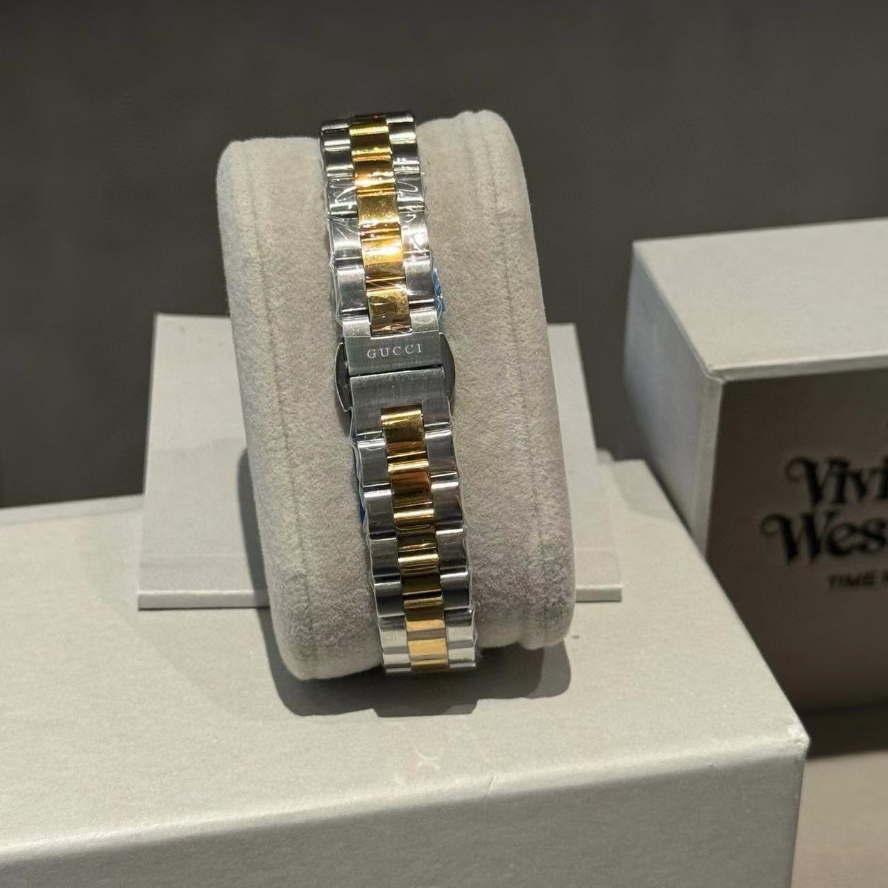 GUCC1G-Timeless女性用スチールストラップウォッチ【50％割引+送料無料】