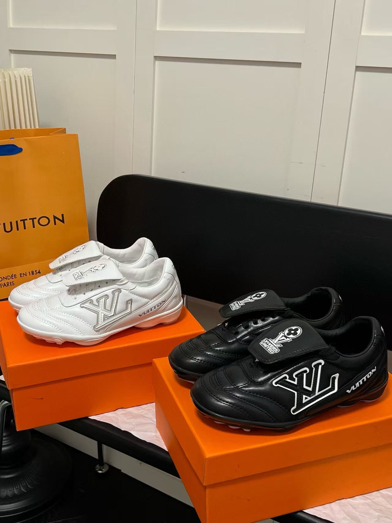 LV四つ葉のクローバーカジュアルシューズ【50%割引+送料無料】