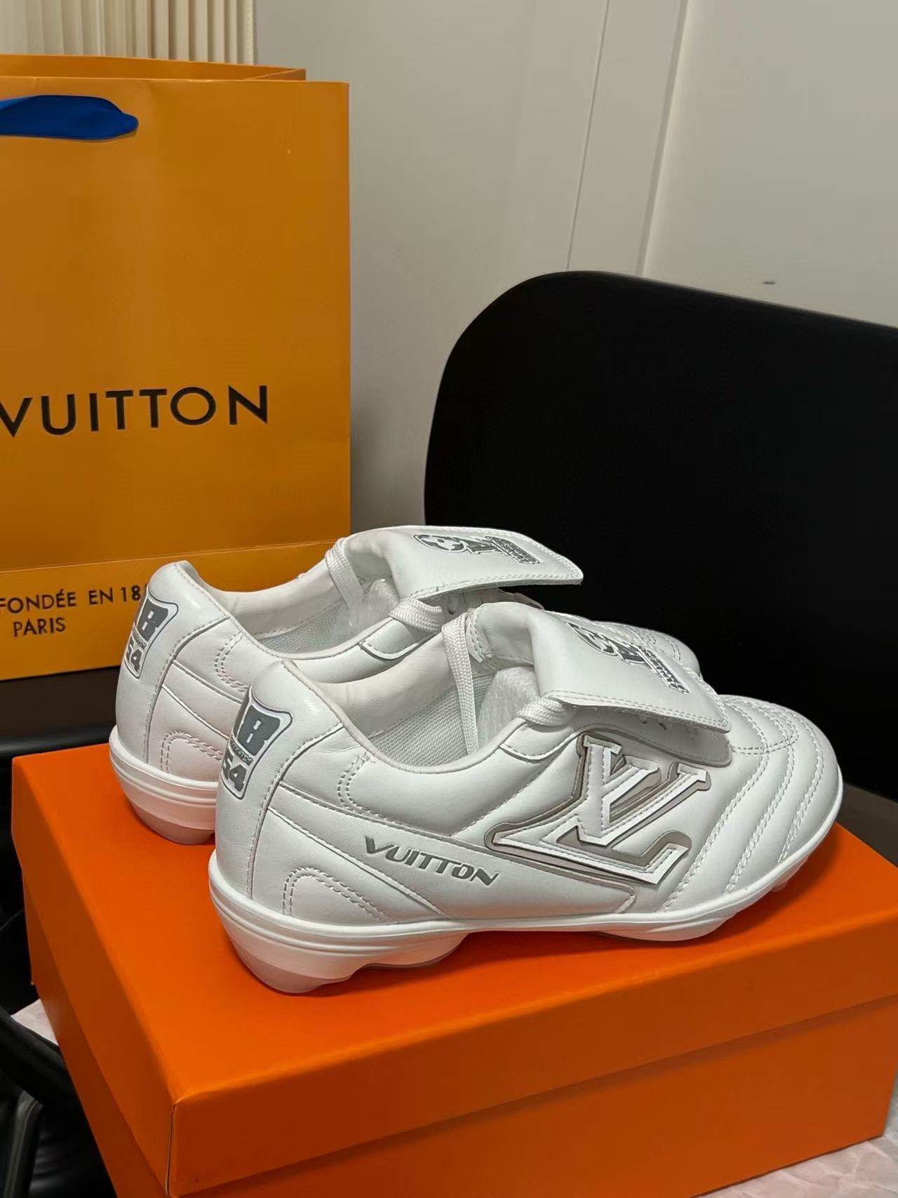 LV四つ葉のクローバーカジュアルシューズ【50%割引+送料無料】