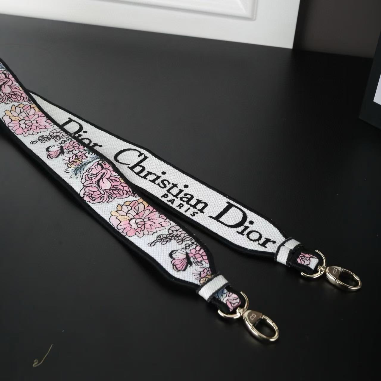 DI0R Laby刺繍入りハンドバッグ【50％割引+送料無料】