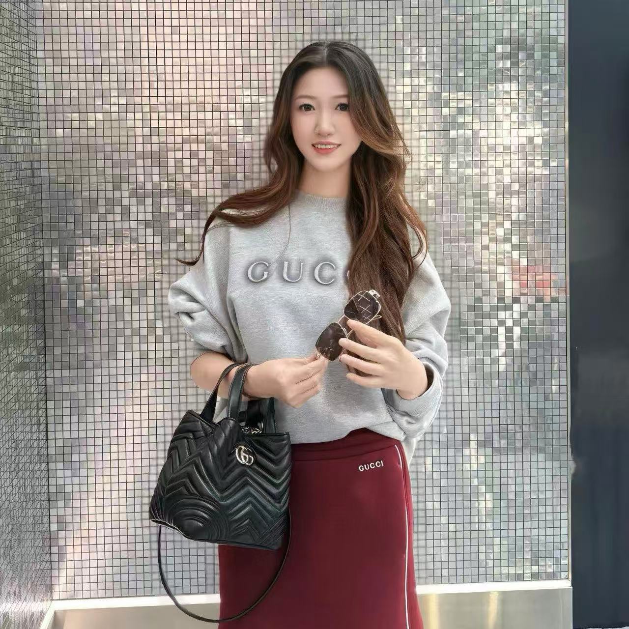 GUCC1 刺繍レタリング スウェットシャツ【50％割引+送料無料】