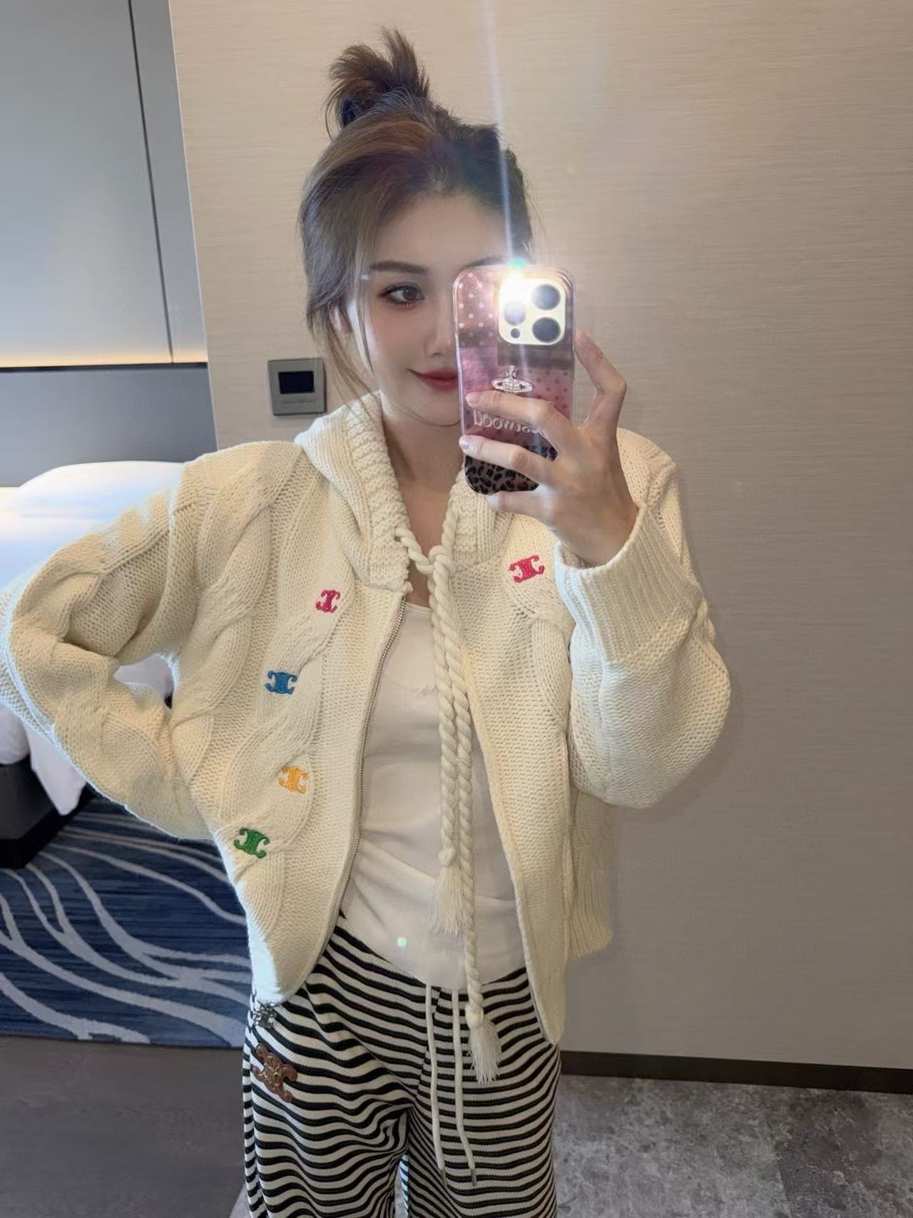 CEL1NE 凱旋門刺繍ロゴ ルーズセーター【50%割引+送料無料】