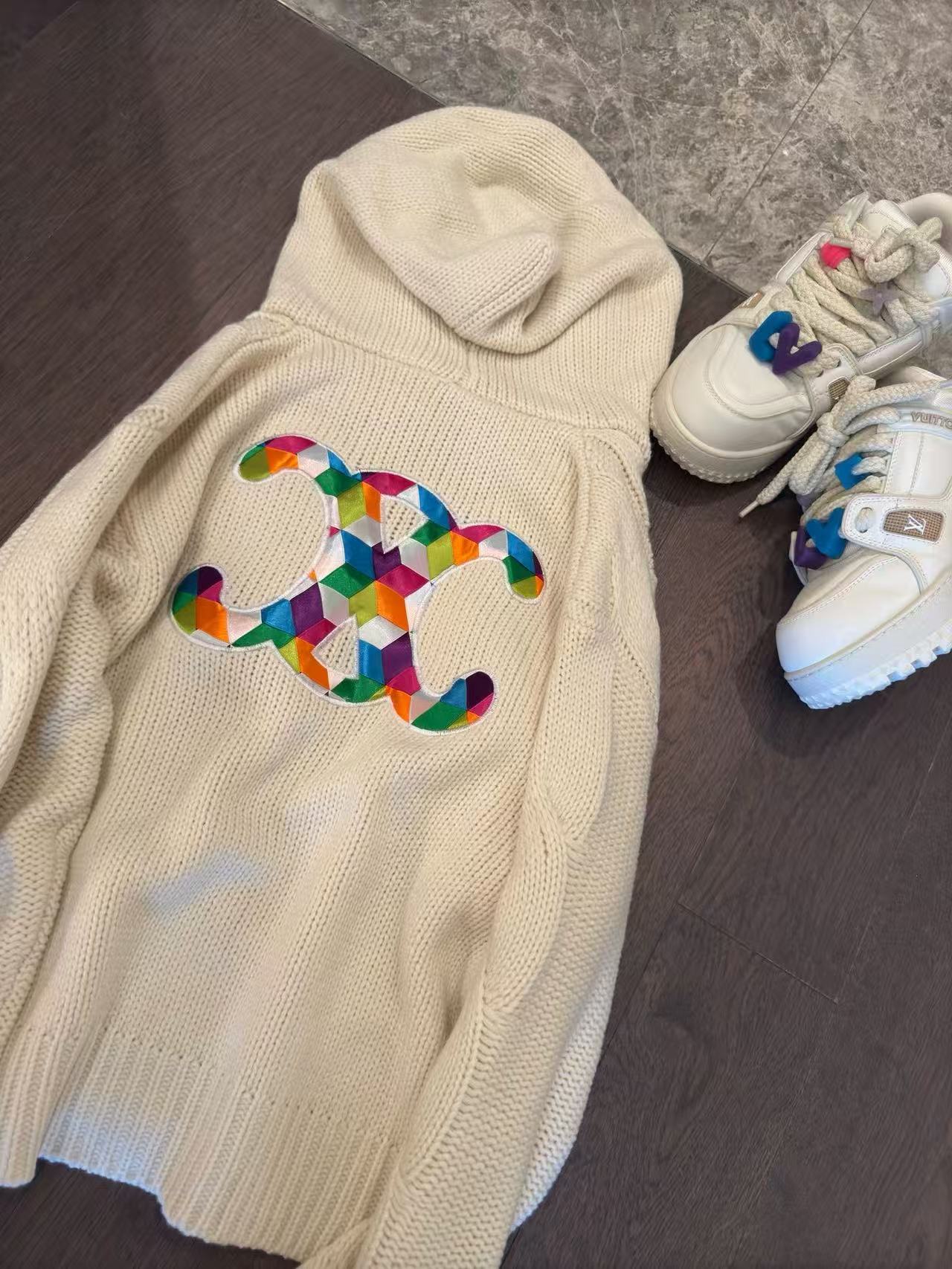 CEL1NE 凱旋門刺繍ロゴ ルーズセーター【50%割引+送料無料】