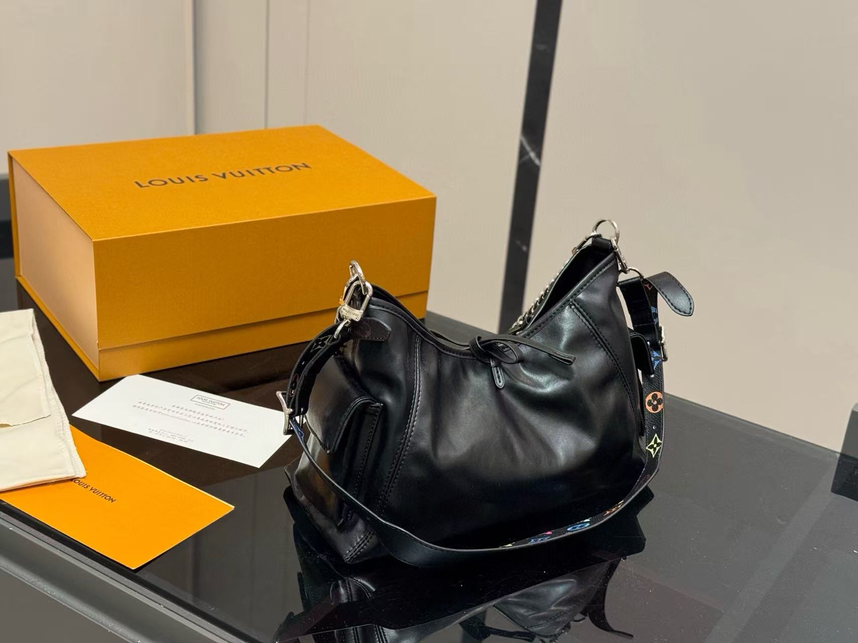 LV CarryAllチェーンハンドバッグ【50%割引+送料無料】