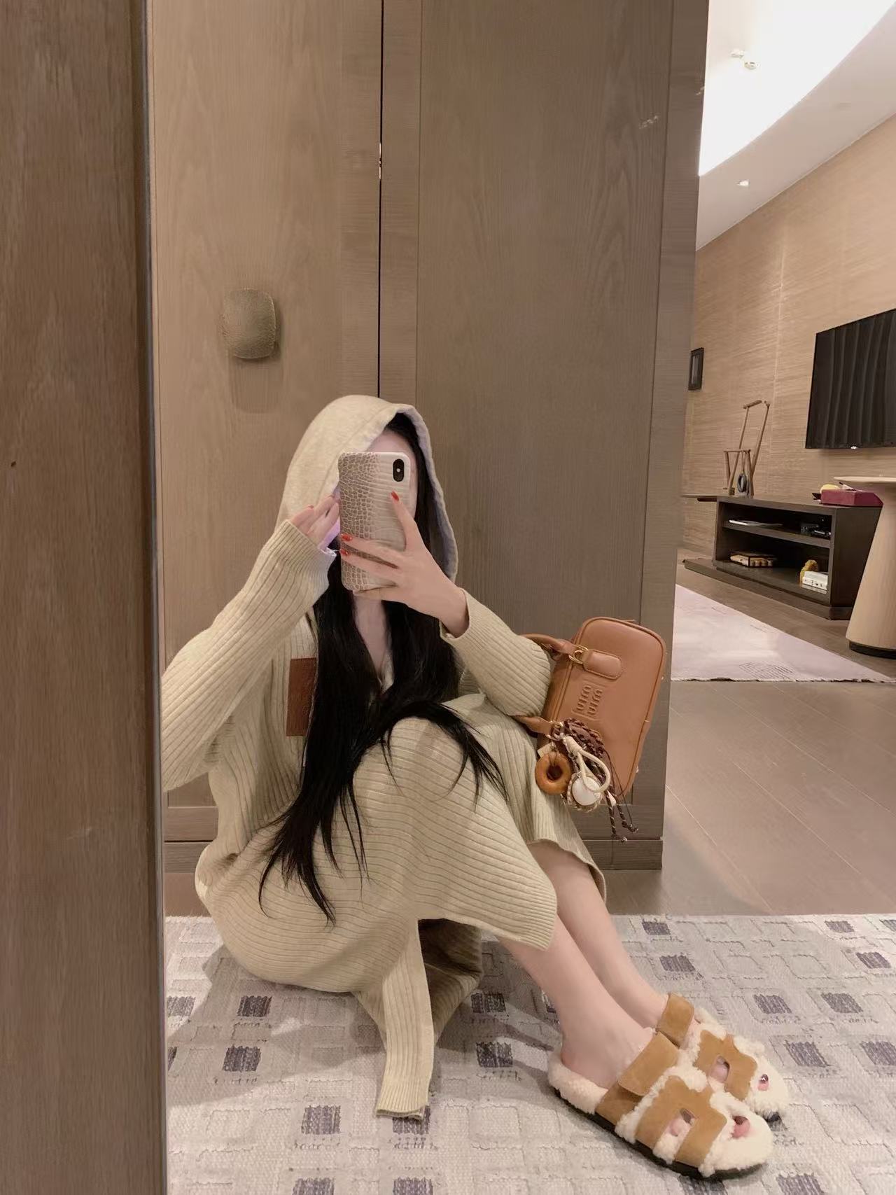 L0WEW フード付きニットドレス【50％割引+送料無料】