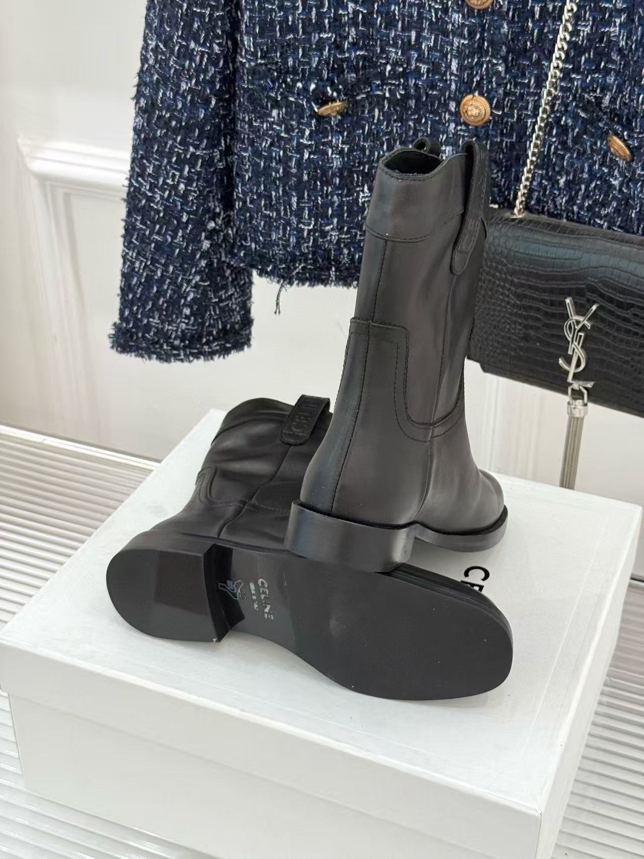 CEL1NE 高品質レザーアンクルブーツ【50％割引+送料無料】