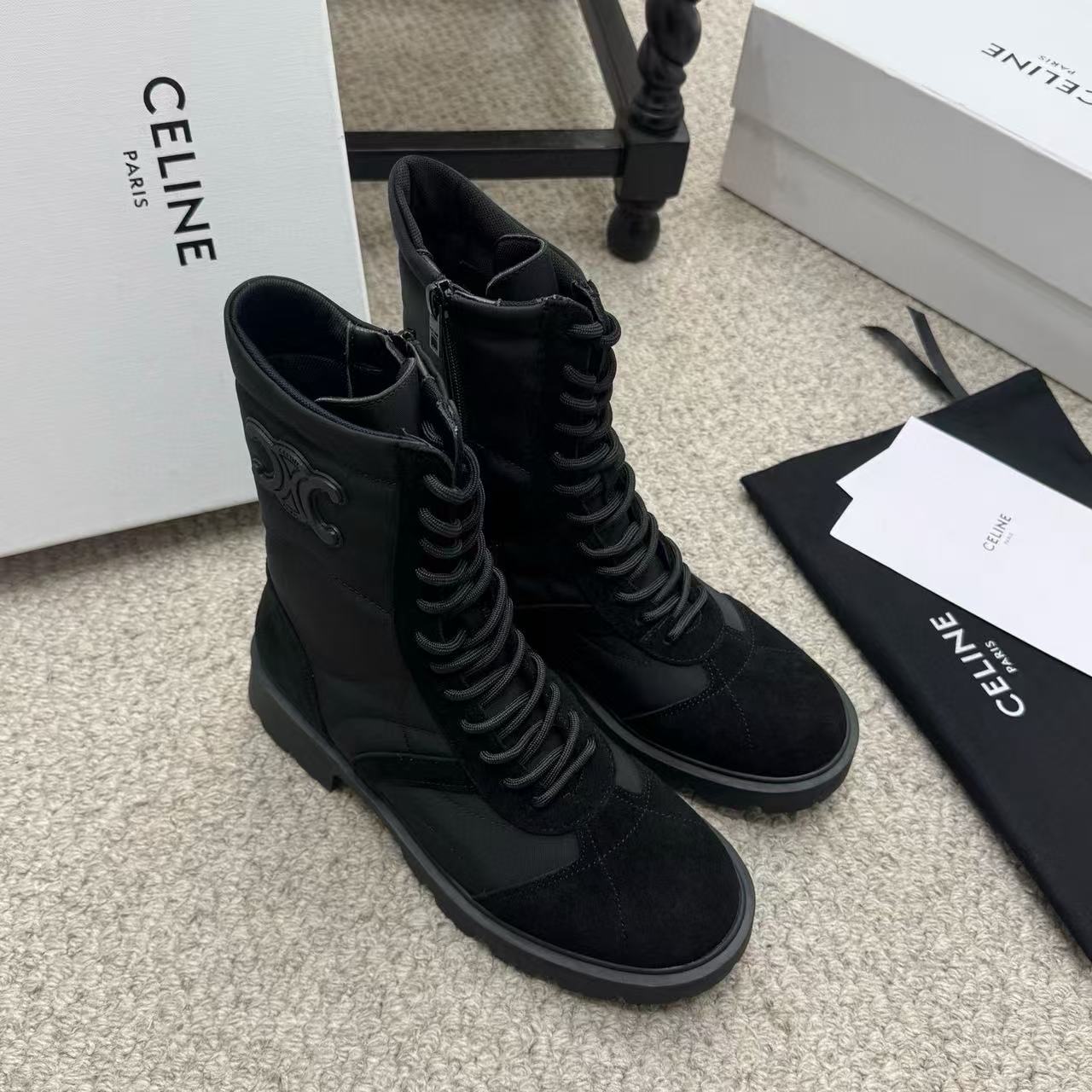CEL1NEの高品質凱旋門レースアップマーティンブーツ【50％割引+送料無料】