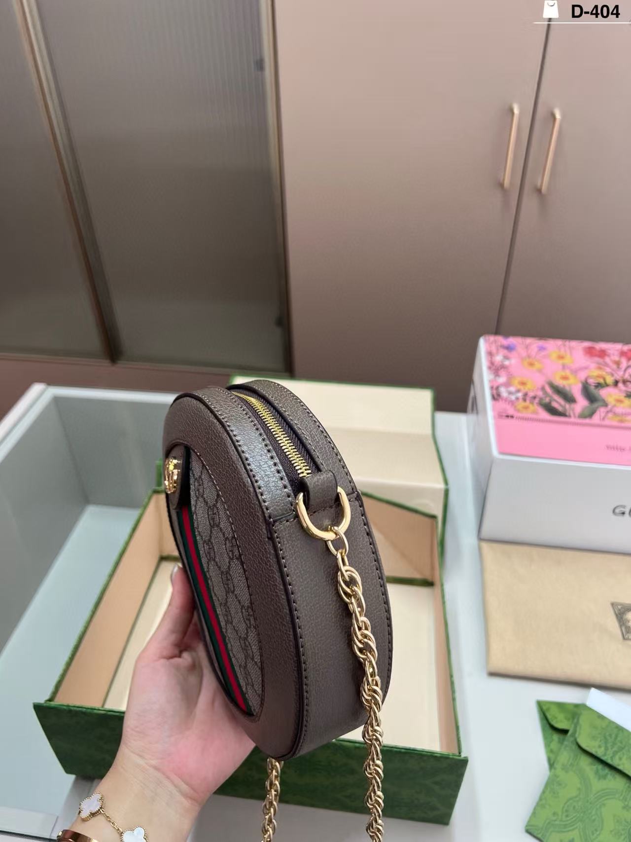 GUCC1 ラウンドチェーンバッグ【50％割引+送料無料】