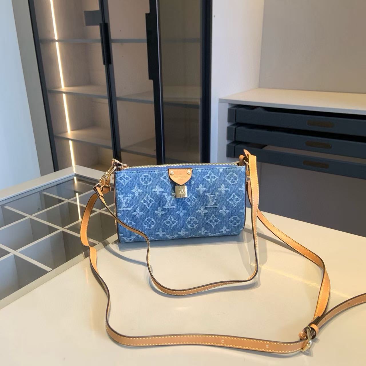 【50％割引+送料無料】