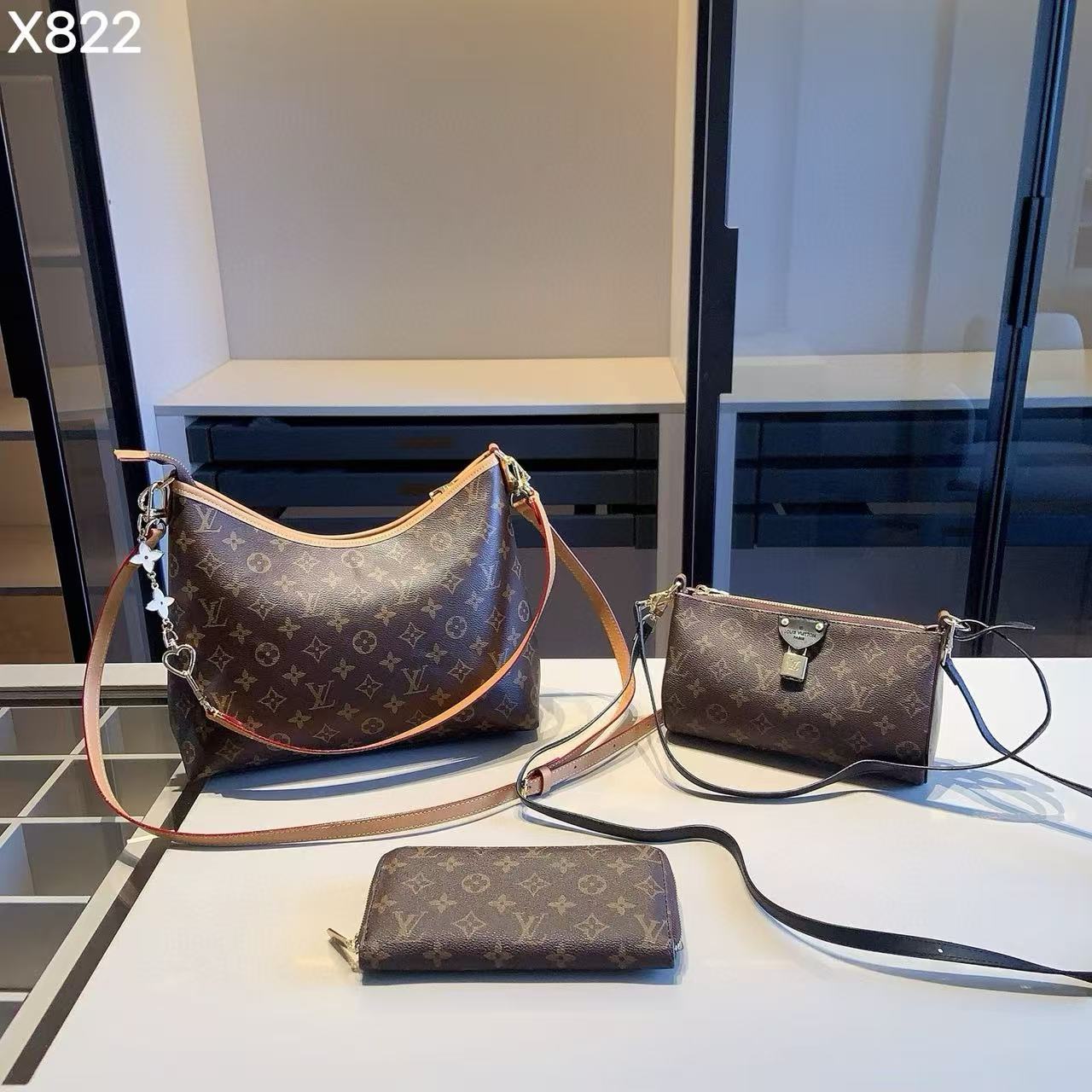 LVコンビネーション3点セット【50％割引+送料無料】X822