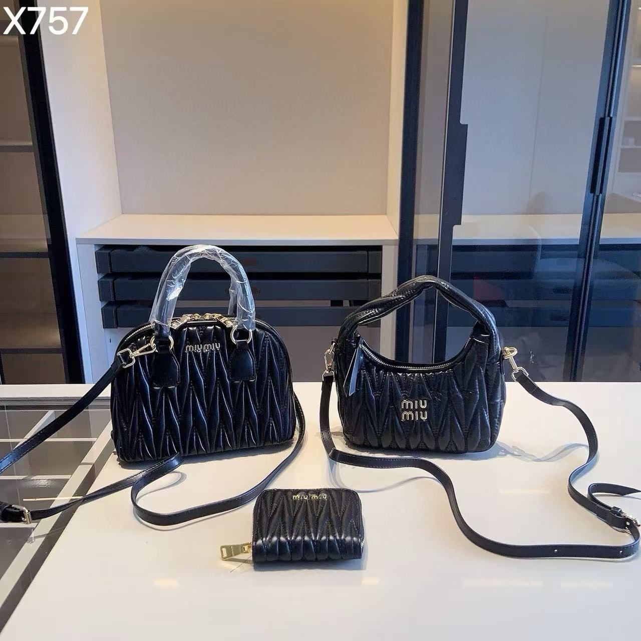 M1UM1Uコンビネーション3点セット【50％割引+送料無料】X757