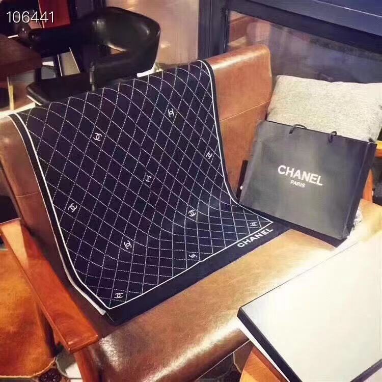 CHANE1 ダブルC チェック柄 カシミアスカーフ【50％割引+送料無料】