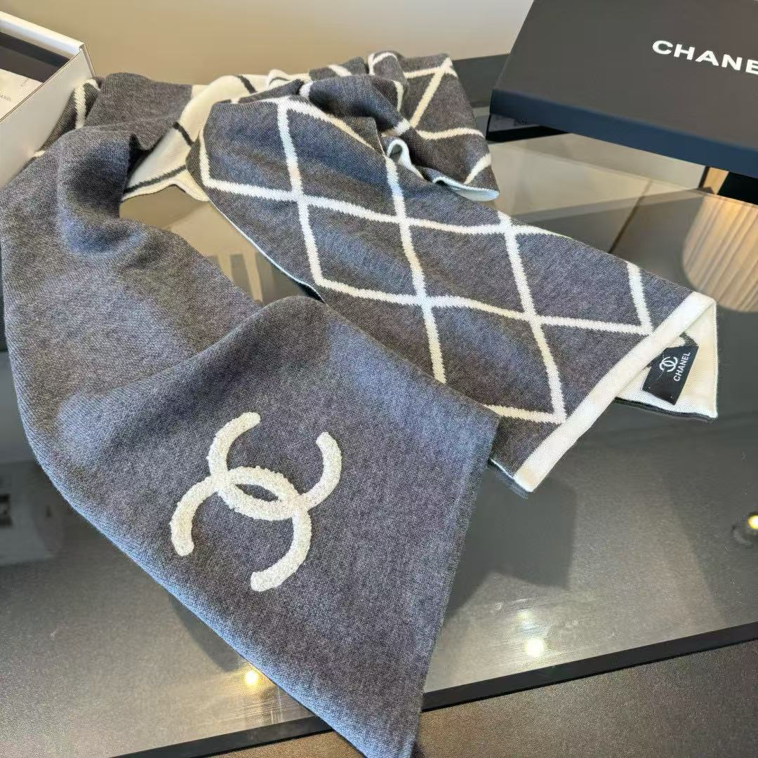 CHANE1 ダブルC チェック柄ウールスカーフ【50％割引+送料無料】