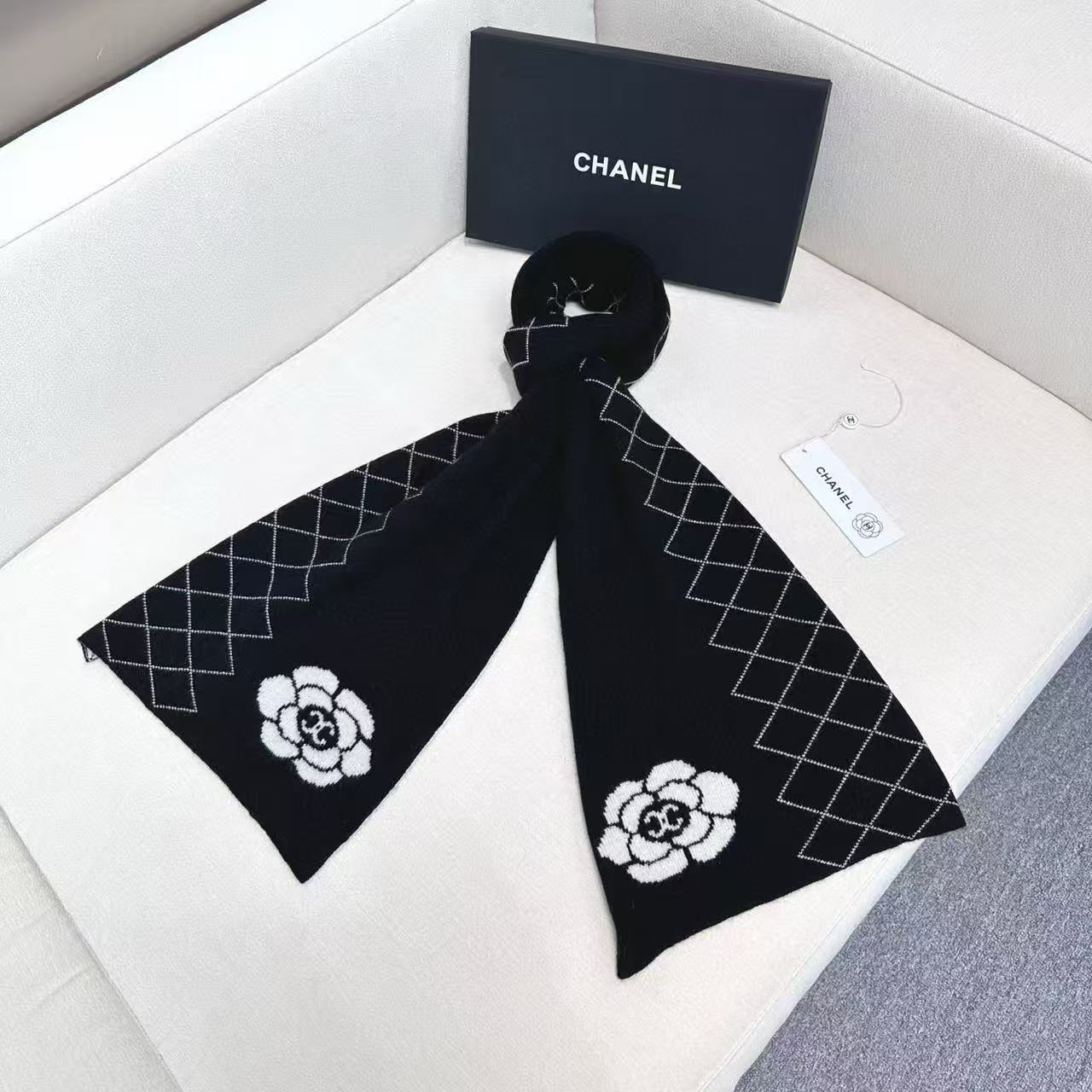 CHANE1 カメリアチェック柄カシミヤスカーフ【50％割引+送料無料】