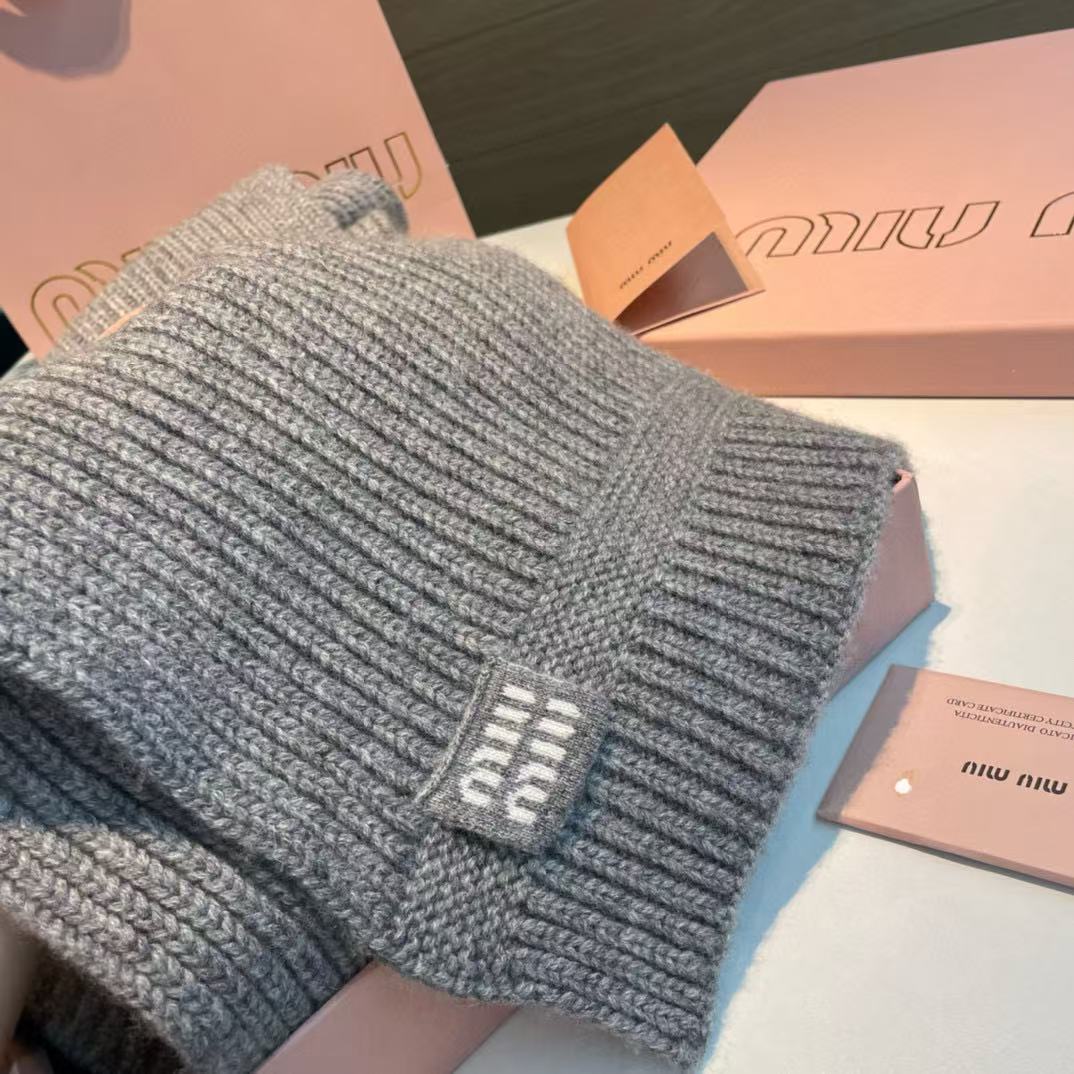 M1UM1U シンプルレターウールスカーフ【50％割引+送料無料】