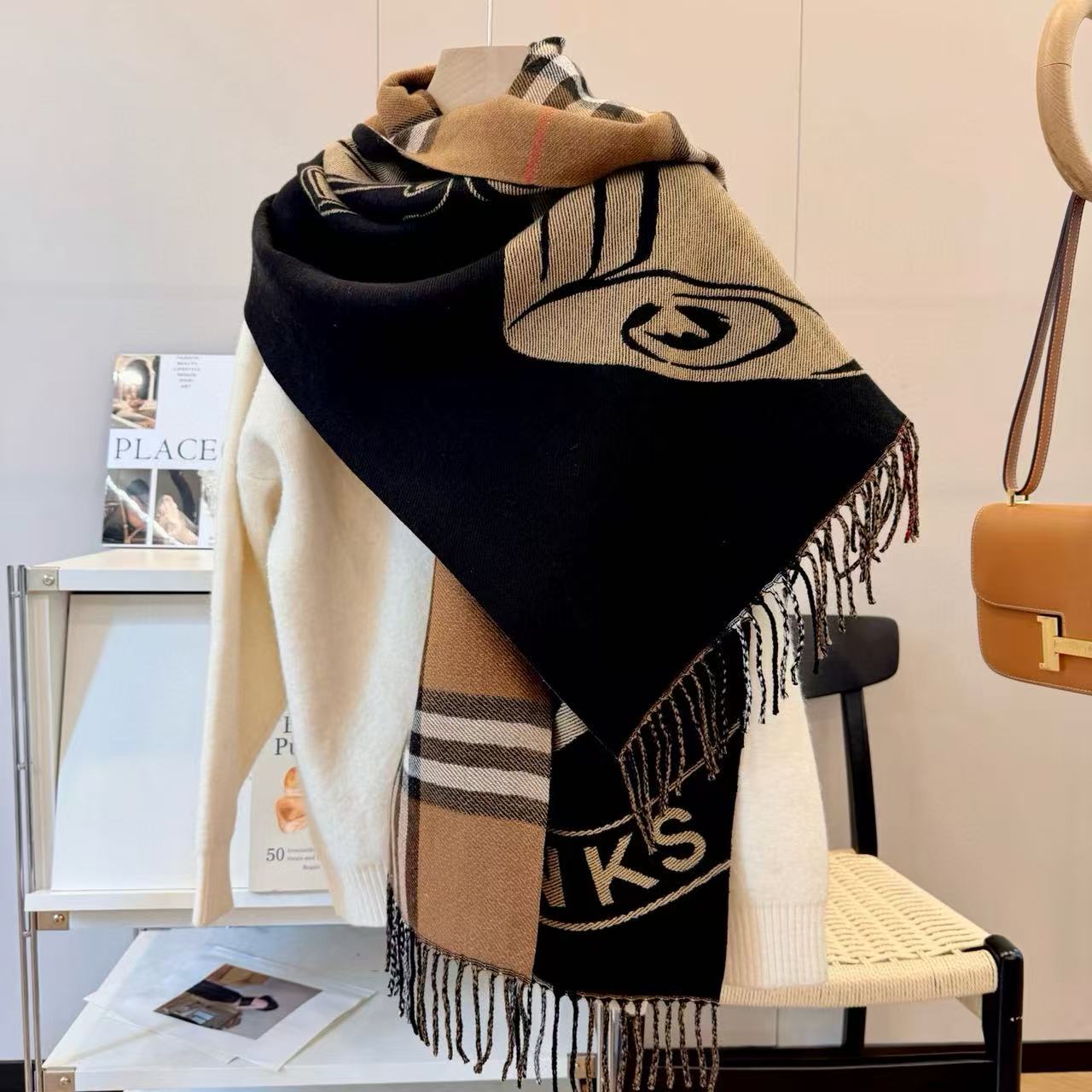 LV四つ葉のクローバータッセルウールスカーフ【50％割引+送料無料】