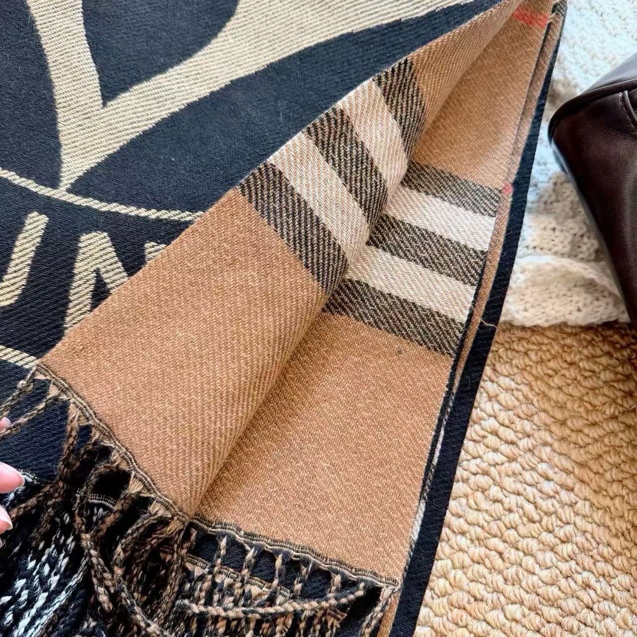 LV四つ葉のクローバータッセルウールスカーフ【50％割引+送料無料】