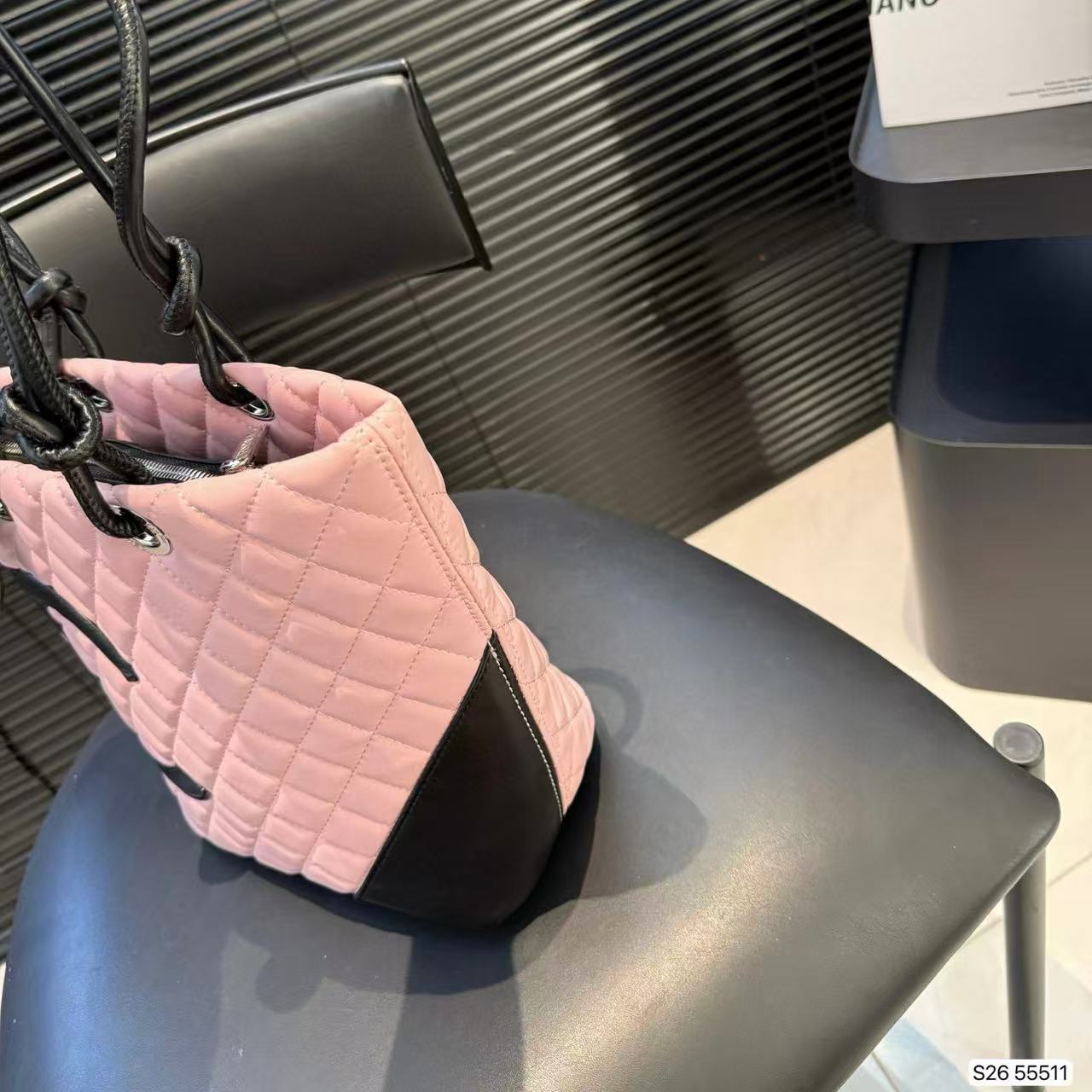 CHANE1 ダブルC トートバッグ【50%割引+送料無料】