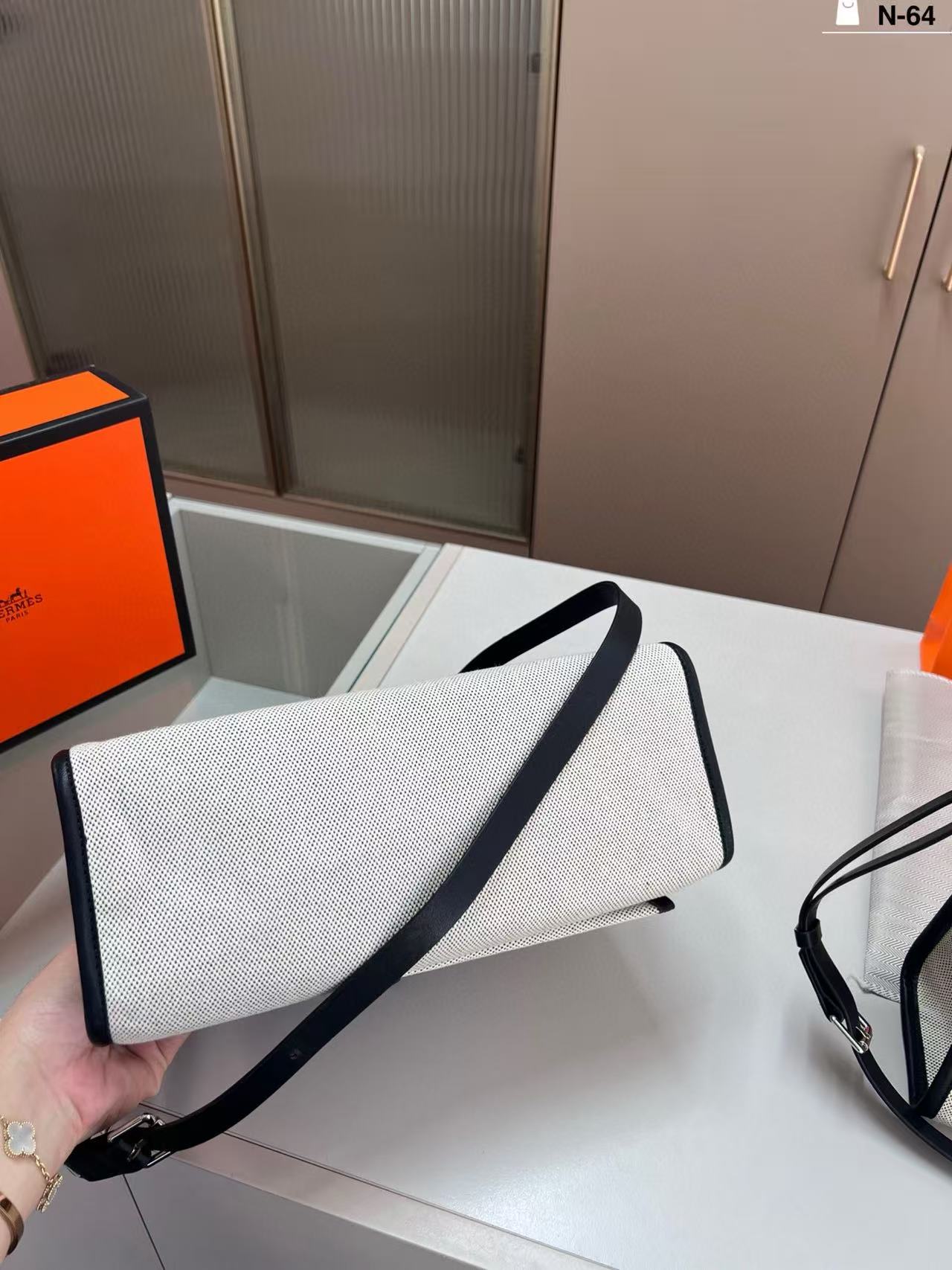 HERME5 キャンバスハンドバッグ【50％割引+送料無料】