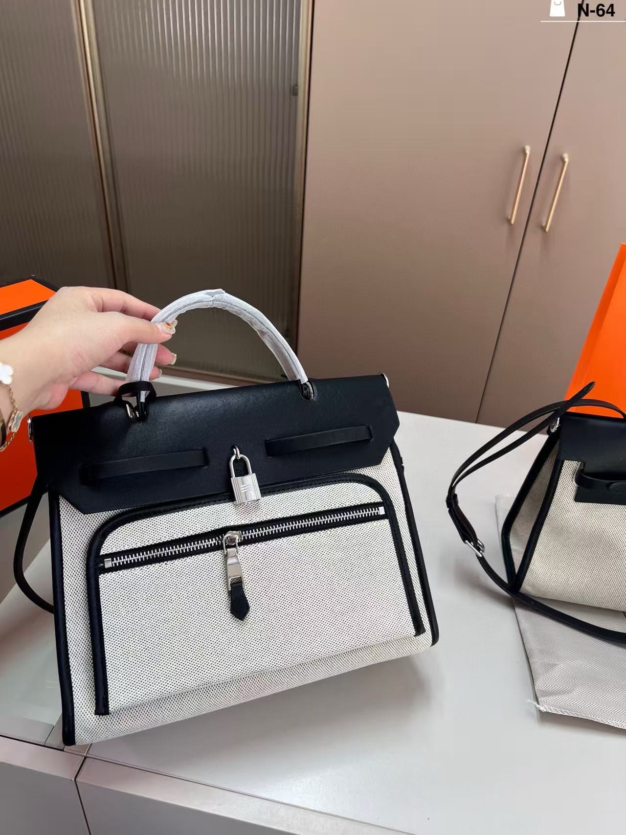 HERME5 キャンバスハンドバッグ【50％割引+送料無料】