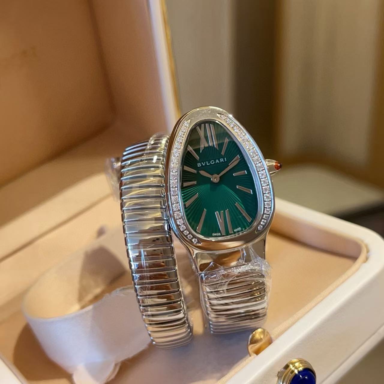 BVLGAR1 ダイヤモンドセット スネークウォッチ【50％割引+送料無料】