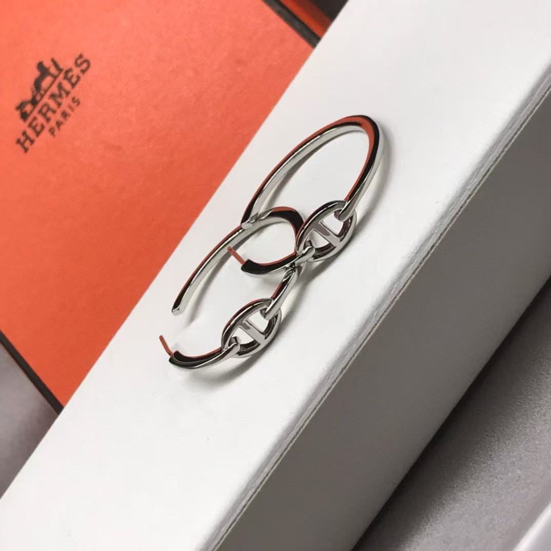 HERME5 豚の鼻のイヤリング【50%割引+送料無料】