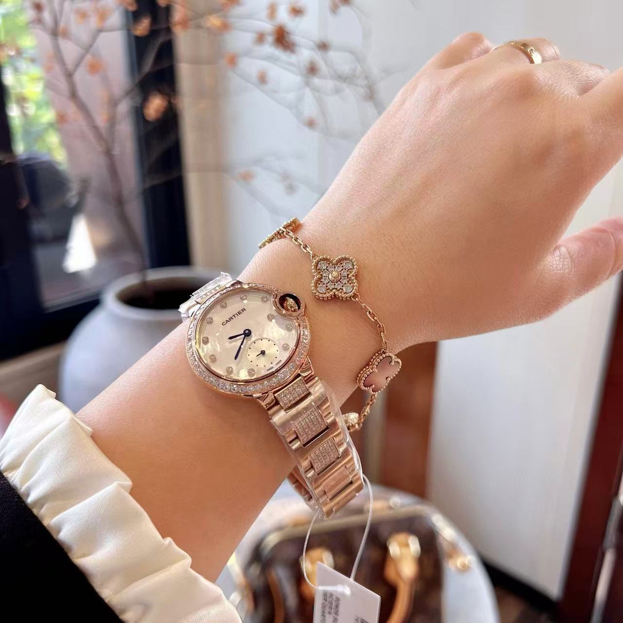 CART1ER フィッシュアイ スチールストラップ レディース ウォッチ【50％割引+送料無料】