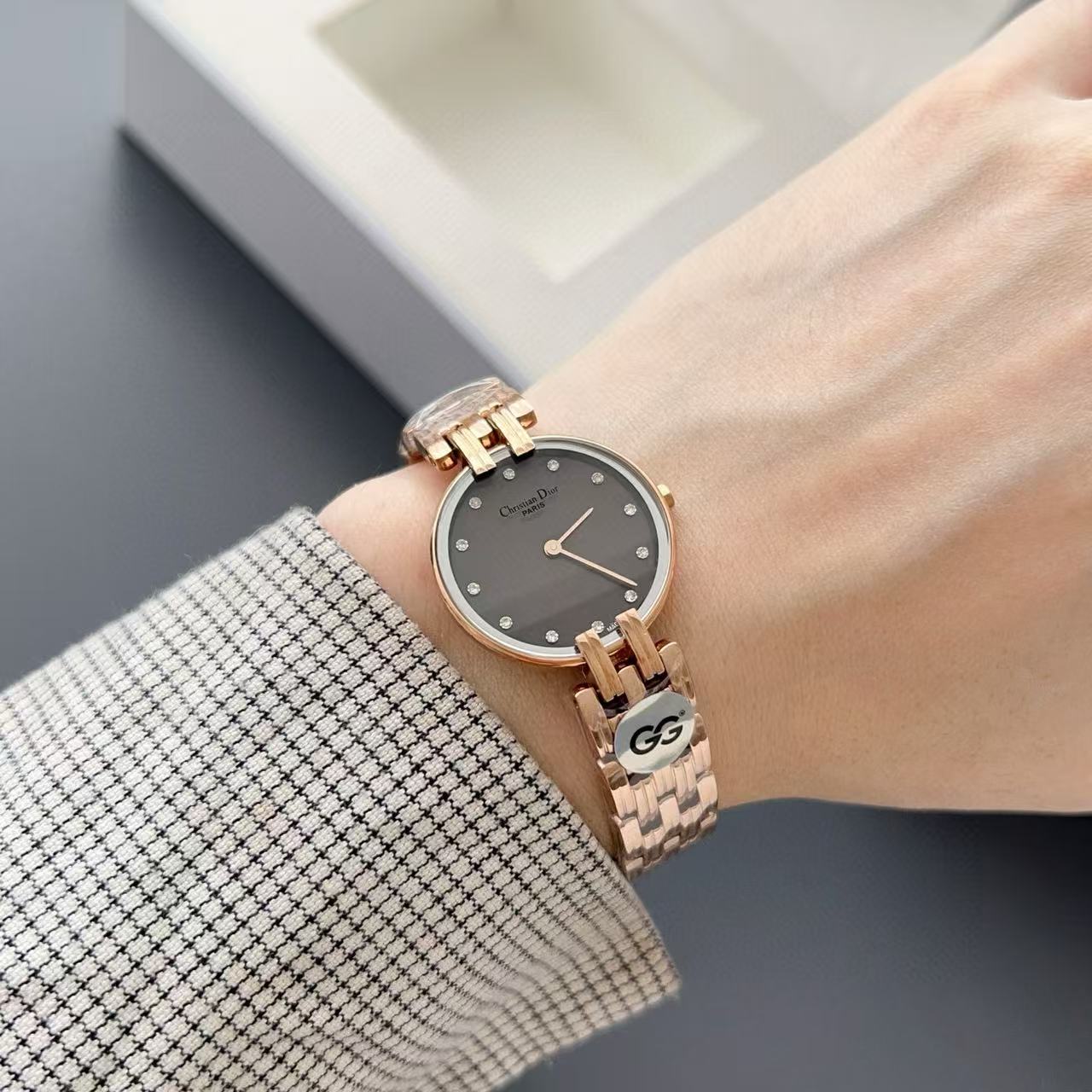 DI0R ファッション スチールバンド レディース ウォッチ【50％割引+送料無料】