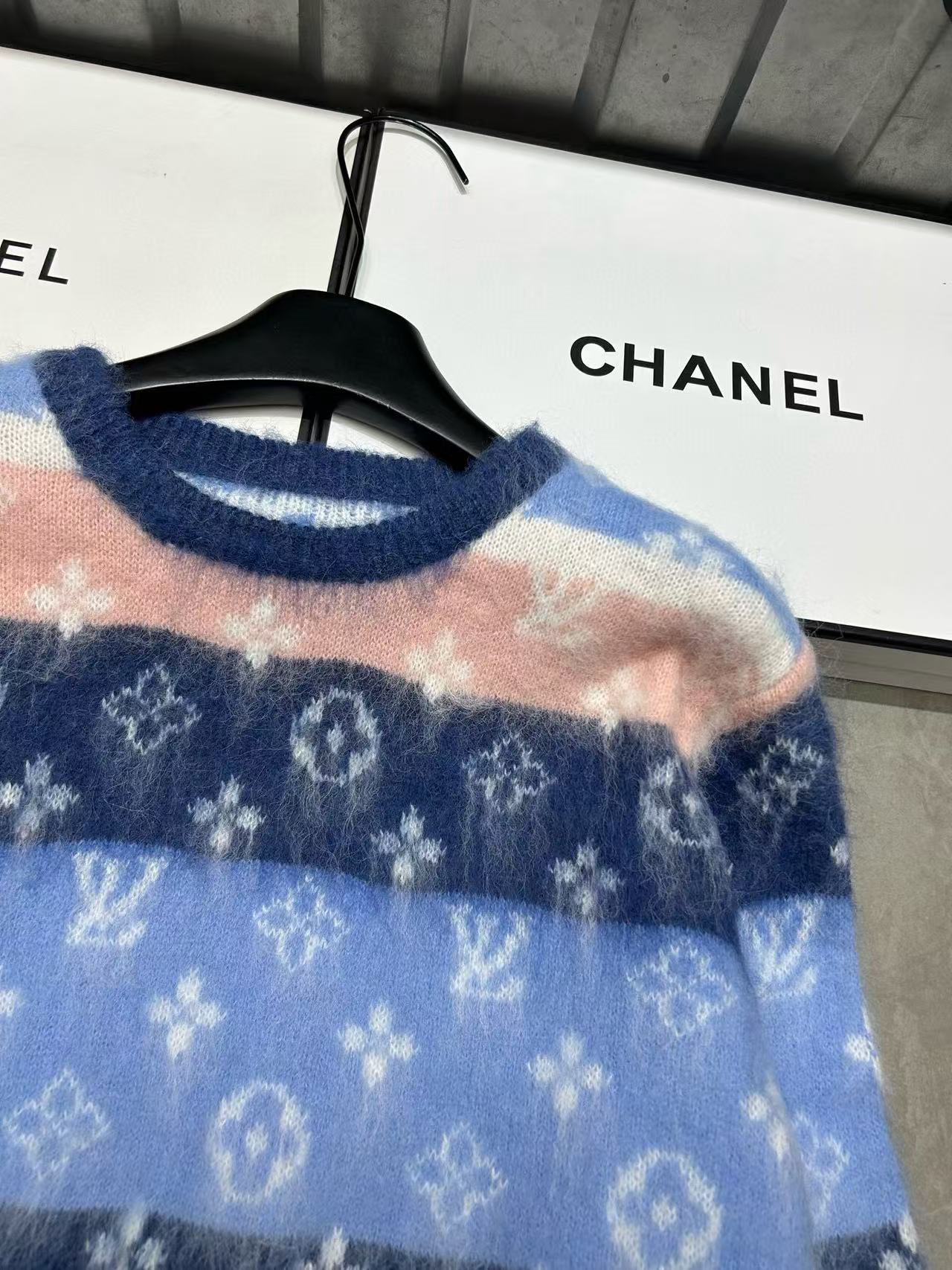 LVのカラフルなウールセーター【50％割引+送料無料】