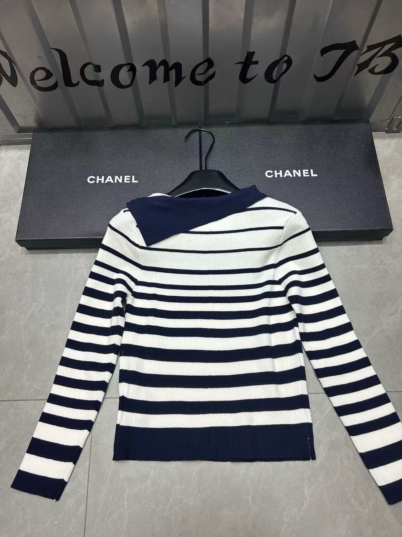 CHANE1 ダブルCストライプウールセーター【50％割引+送料無料】